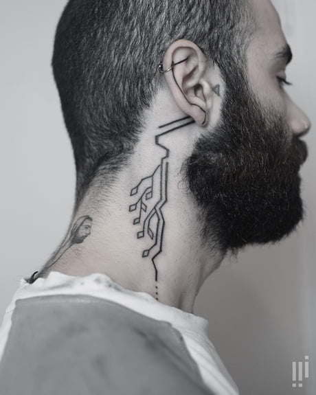 Tattoo Gemma | Tatuaje cyberpunk, Tattoo biomecanico, Diseño de tatuaje  geométrico