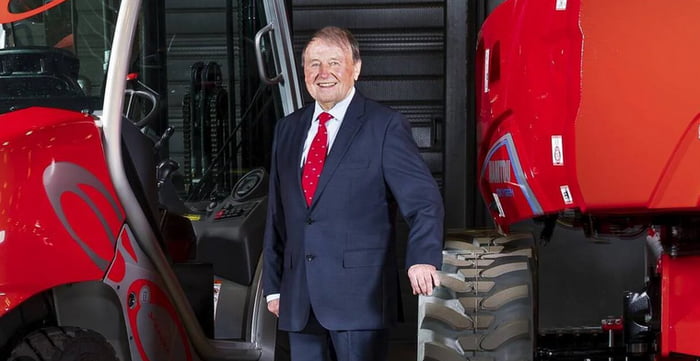 Ladies and gentlemen, Frenchman Marcel Braud, the inventor of the forklift, has died at the age of 93. Press F foor honnor