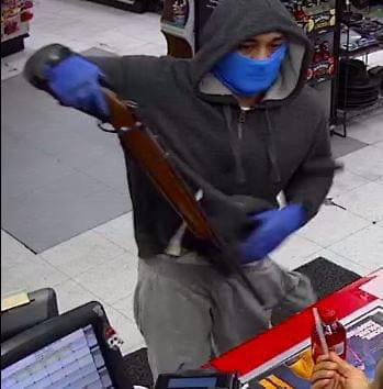 This Guy Robbing A Gas Station With A Musket - 9GAG