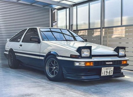 1986 Toyota Corolla Sprinter Trueno GT Apex (AE86) - 9GAG