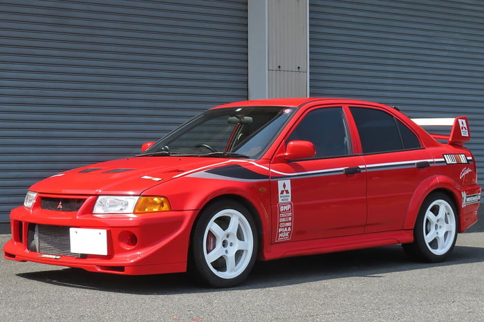 2000 Mitsubishi Lancer Evolution - 9GAG