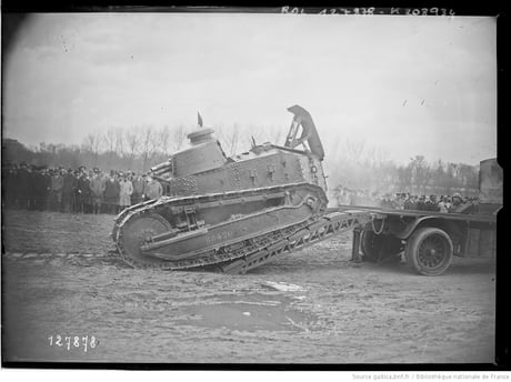 Tank of the day august 13th 2022 ladies and gentlemen the French Renault ft