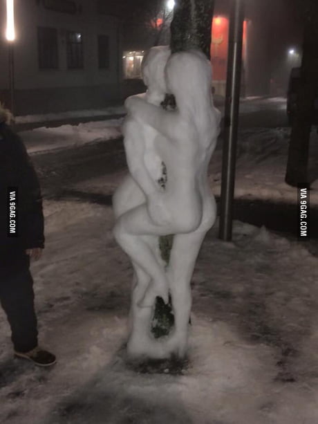Sex in snow