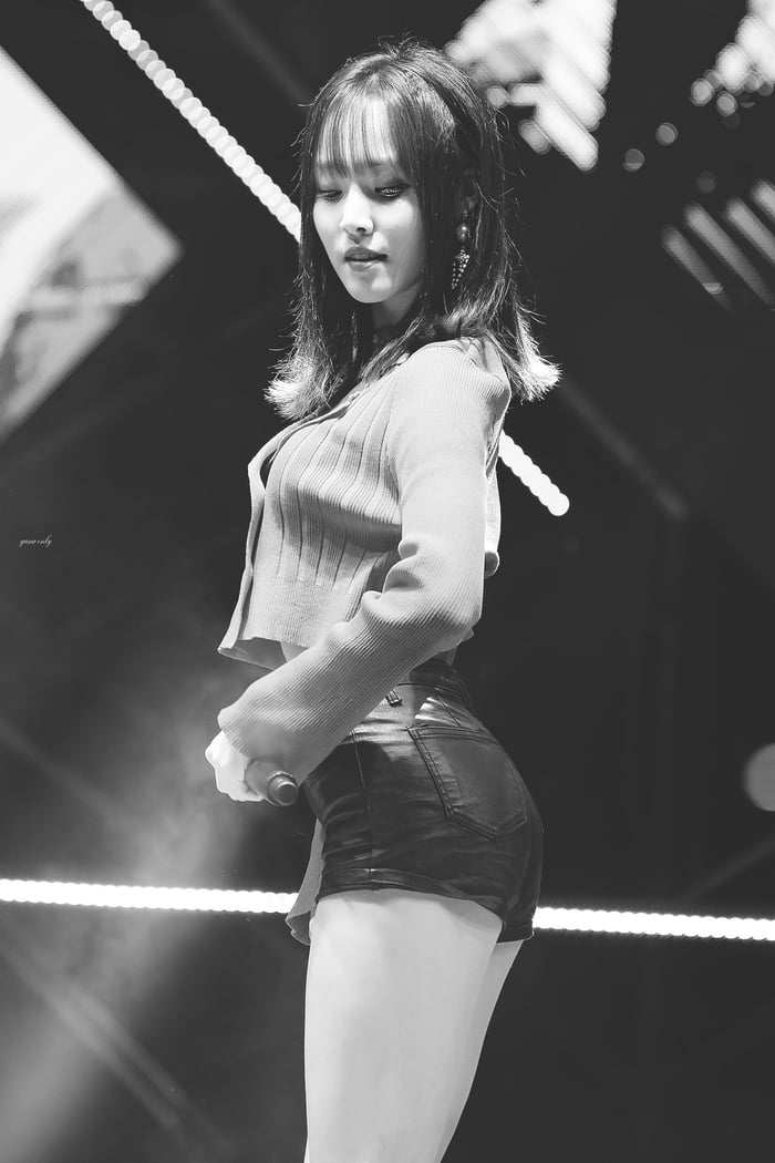 Photo : GFRIEND - Yuju