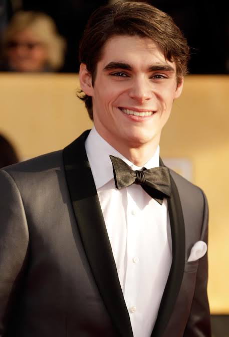 \u2018Breaking Bad\u2019 Star RJ Mitte Dies Aged 34