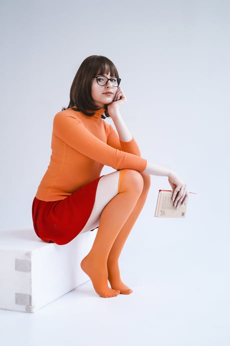 Cosplay of the Day: Velma From 'Scooby-Doo