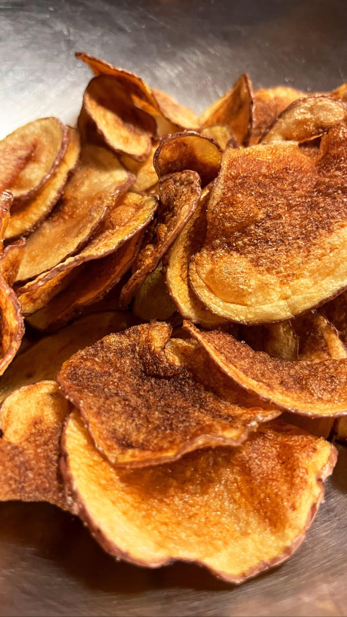 Potato chips (seasoned with salt) 9GAG