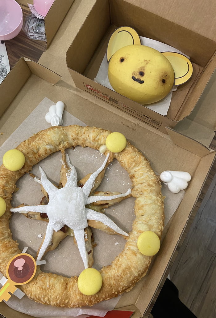 Pizza Hut Taiwan Unveils 'Cardcaptor Sakura' Pizza - 9GAG