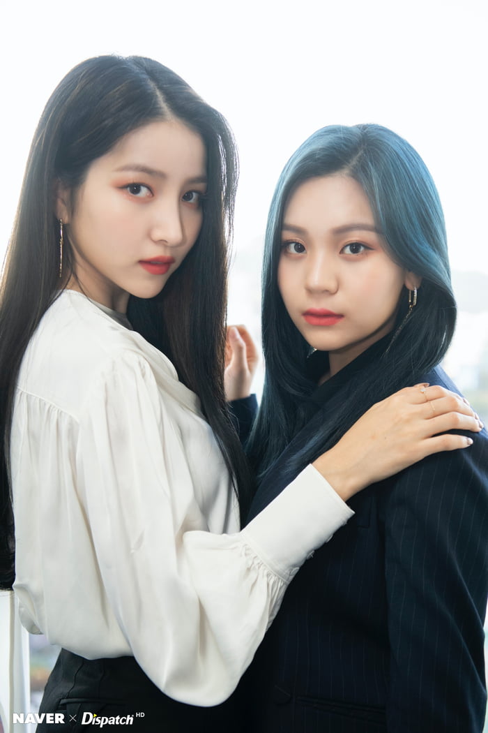 Photo : Sowon & Umji