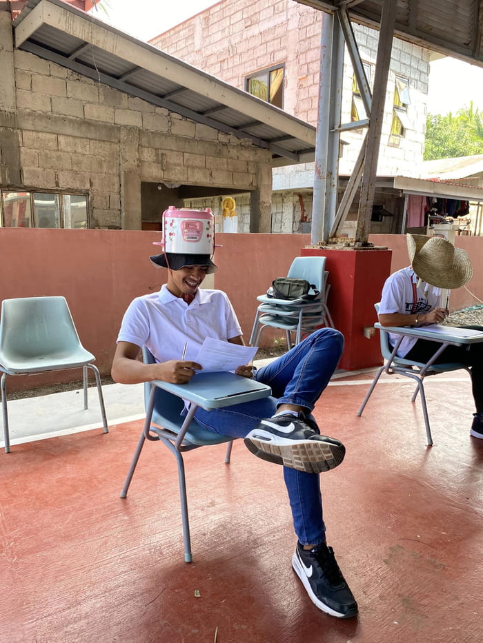 Filipino University Students' Anti-Cheating Exam Hats Go Viral - 9GAG