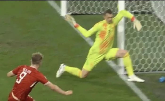 This german goalkeeper...