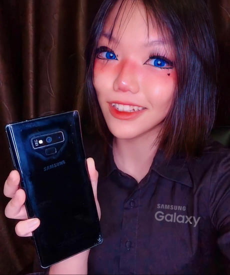 Sam in real life (Samsung girl), Samsung Sam