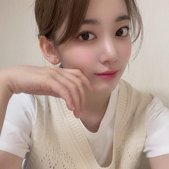 Photo : 210924 Saku no Ki Blog Update With Miyawaki Sakura