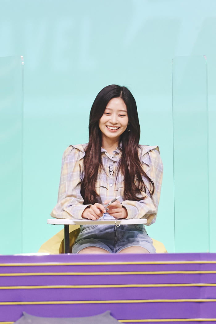 Photo : 210831 WithMBC Twitter Update With Kim Minju