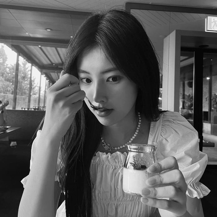 Photo : 210710 Kang Hyewon Instagram Update