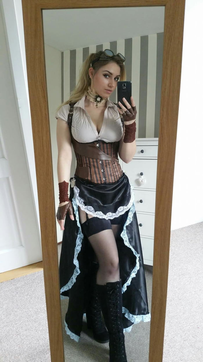 She is going to make a Steampunk Mercy. Nailed the first one tho.. (Novatrice Cosplay)