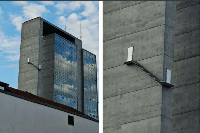 angzBmV_700b