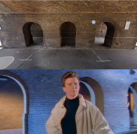The bridge under which Rick Astley dances and sings in his 1987 music video  Never Gonna Give You Up : r/GoogleMaps