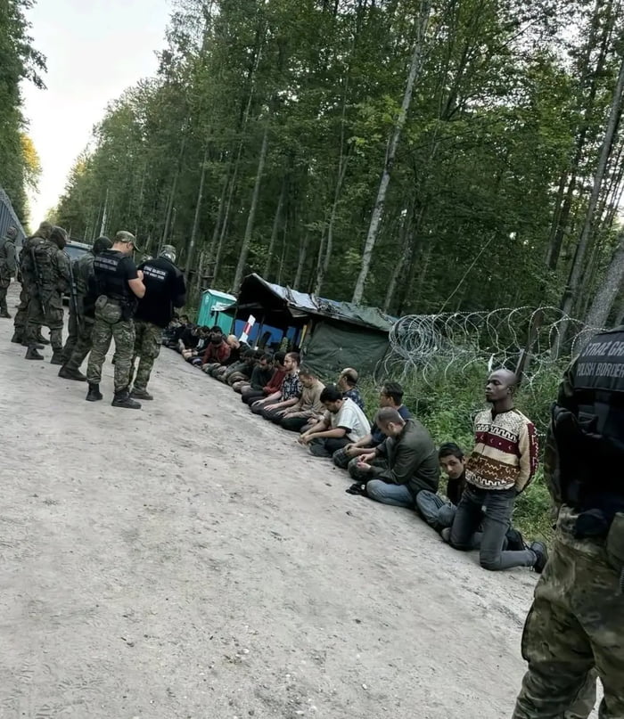 Polish border.