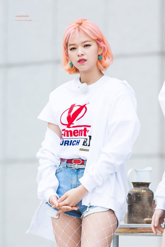 Photo : Jeongyeon