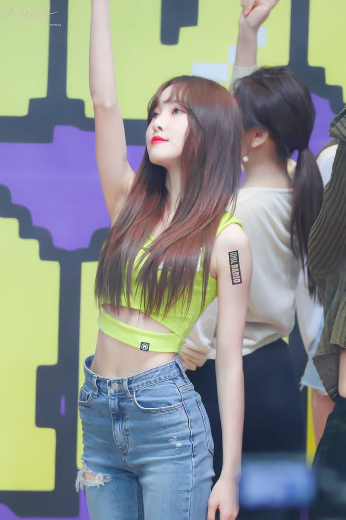 Photo : Yuju - GFRIEND