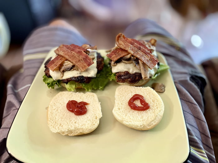 Burgers w/ fresh smoked brown sugar bourbon bacon 9GAG