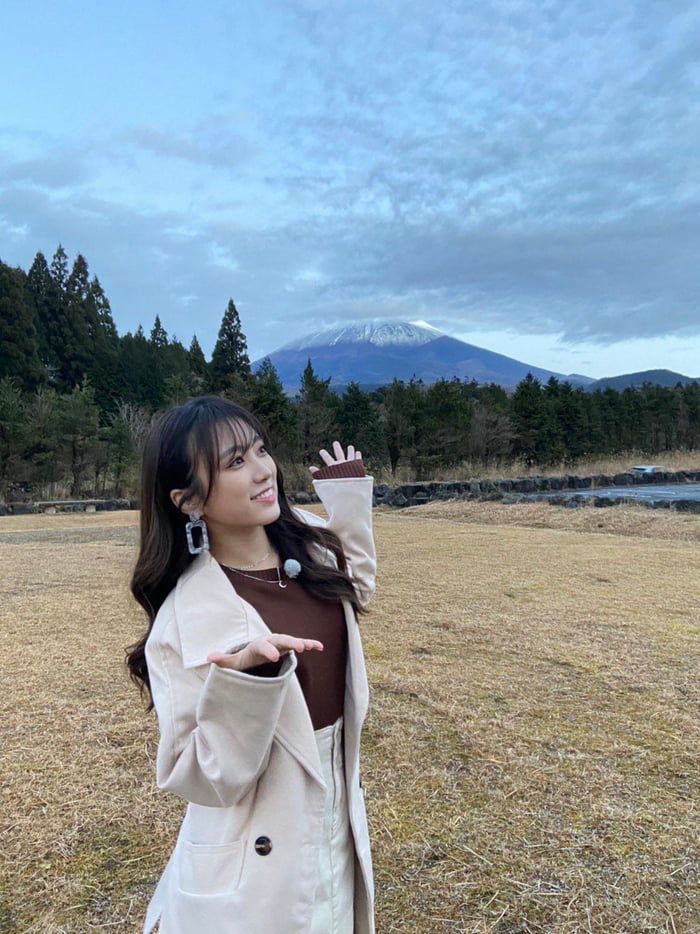 Photo : 211222 Yabuki Nako Twitter Update