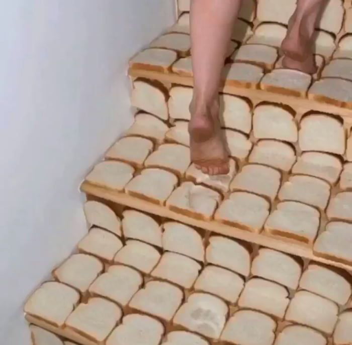 I want to see the weirdest pictures you got in the comments