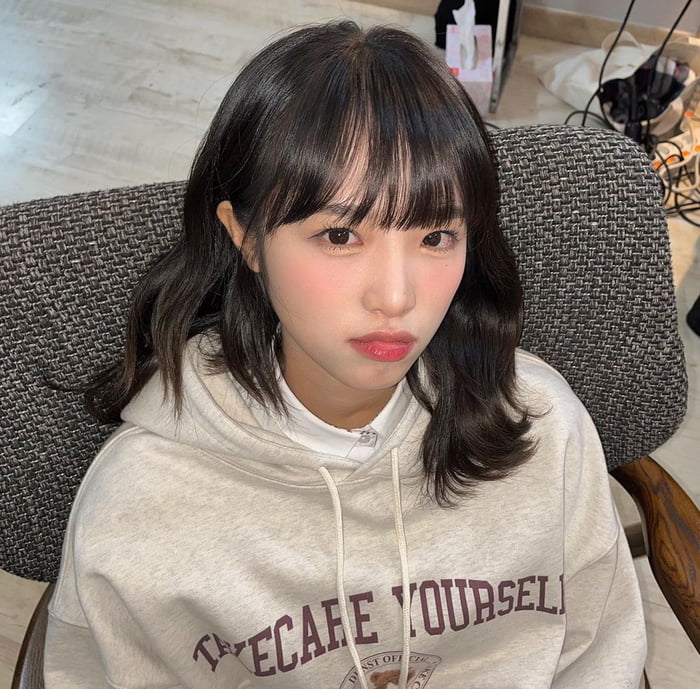 Photo : 211112 - Choi Yena Instagram Update