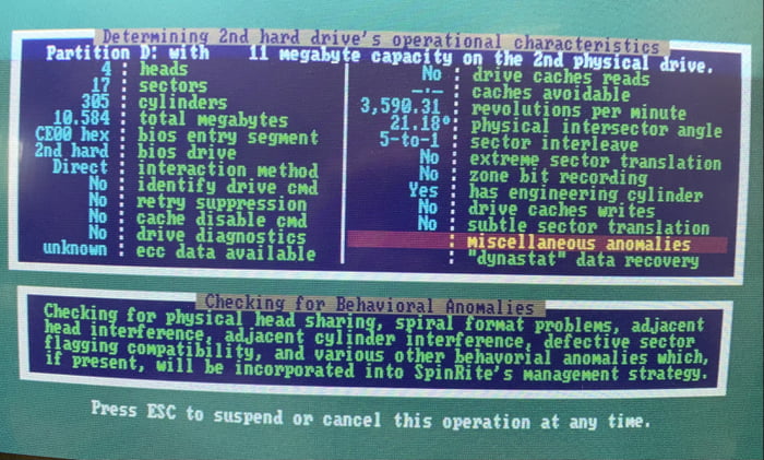 Checking my 10,5MB hard drive from 1984 - working