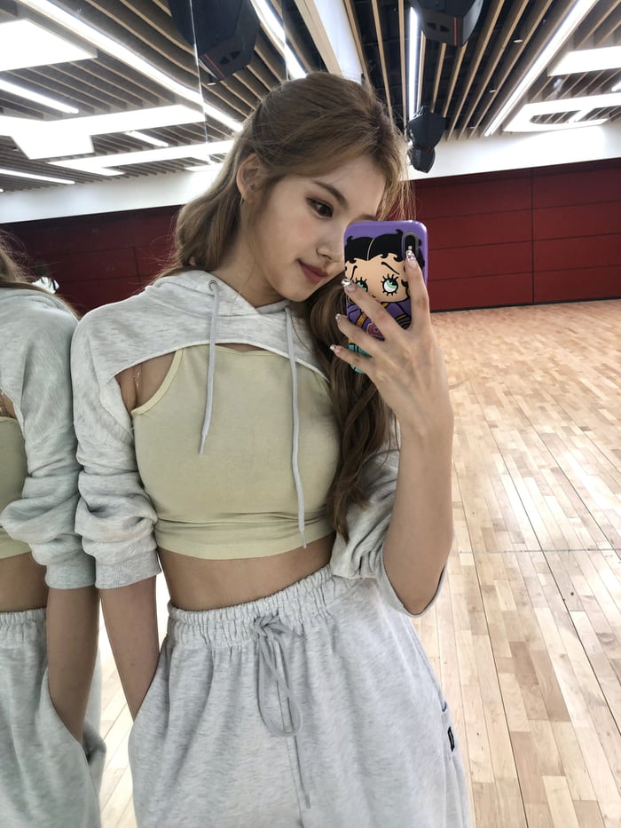 Photo : Twicetagram Story Update w/ Sana