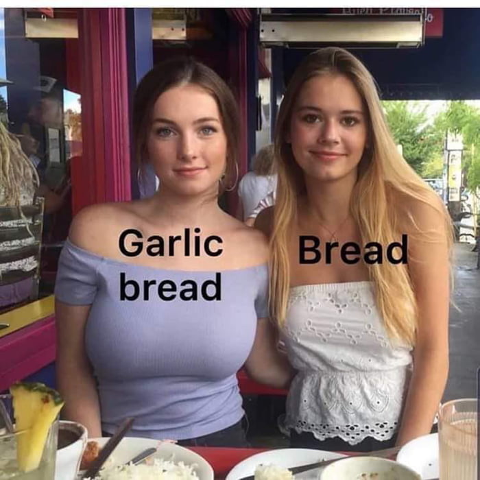 garlic-bread-vs-bread-9gag