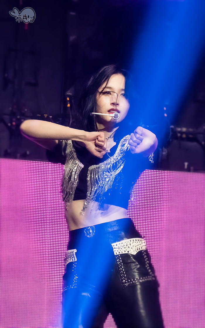 Photo : Mina - TWICE