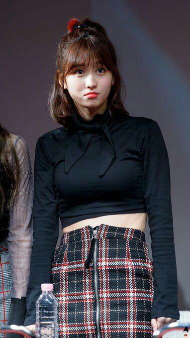 Photo : Momo pout