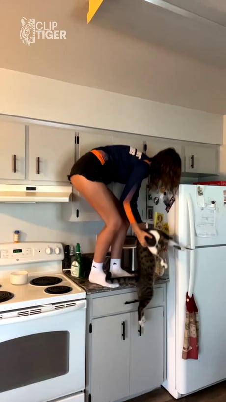 Atomic wedgie