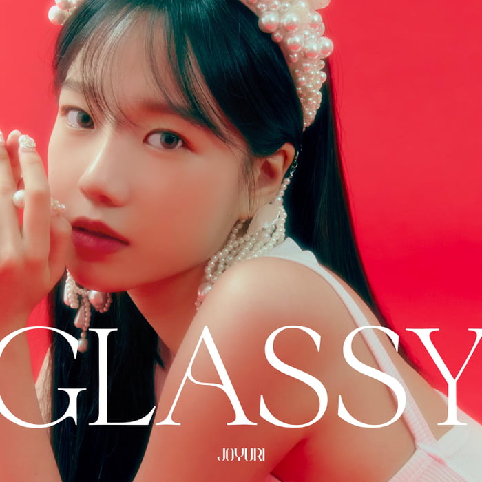 Photo : 211007 Jo Yuri - The 1st Single Album 'GLASSY' Digital Album Cover