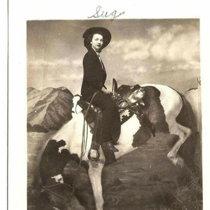 Great Grandma Does Reverse Cowgirl 1940s 9gag