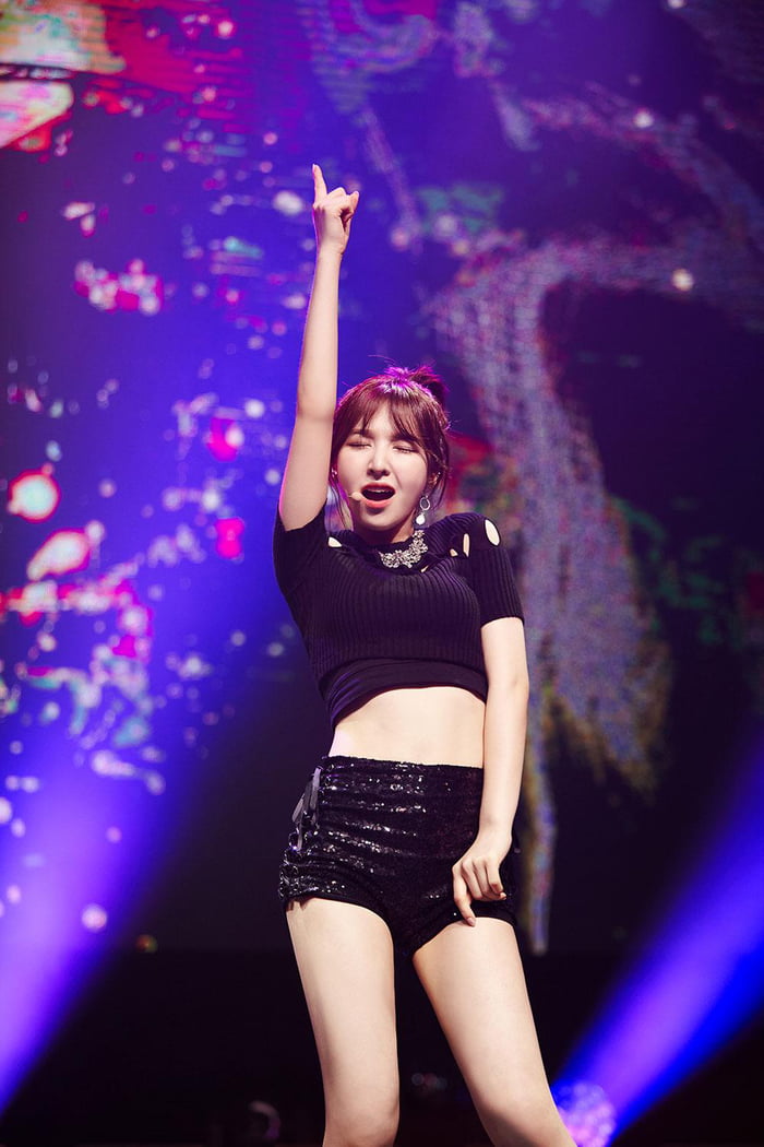 Photo : Happy Wendy Day ! - Red Velvet