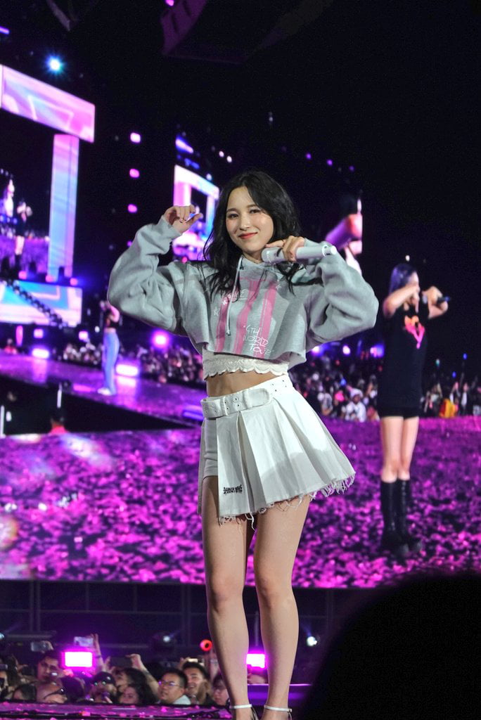 Photo : Techjunkie452 Twitter Update - Pretty Mina