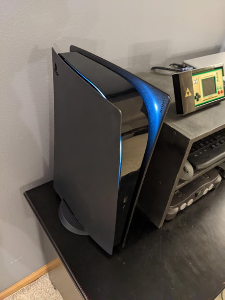 New PS5 plates came in - really like the all black look! - 9GAG