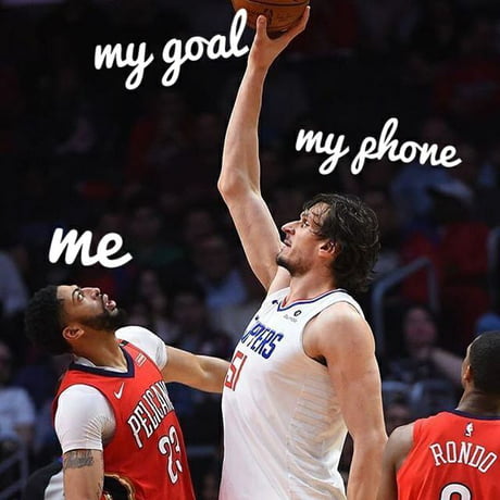 Boban Marjanovic's Hands - 9GAG