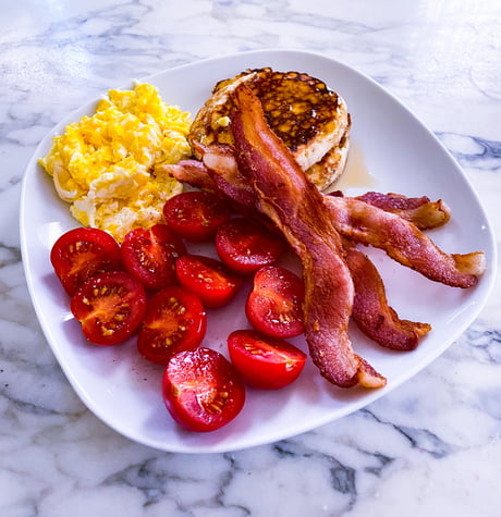 Pancakes With Scrambled Eggs Crispy Bacon And Some Tomatoes 9gag