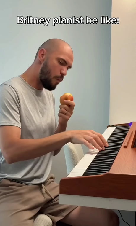 Two power chords credit @misiurka fam