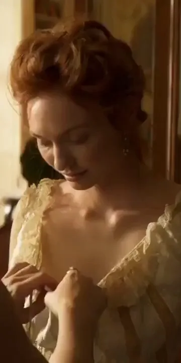 Hot eleanor tomlinson Eleanor Tomlinson