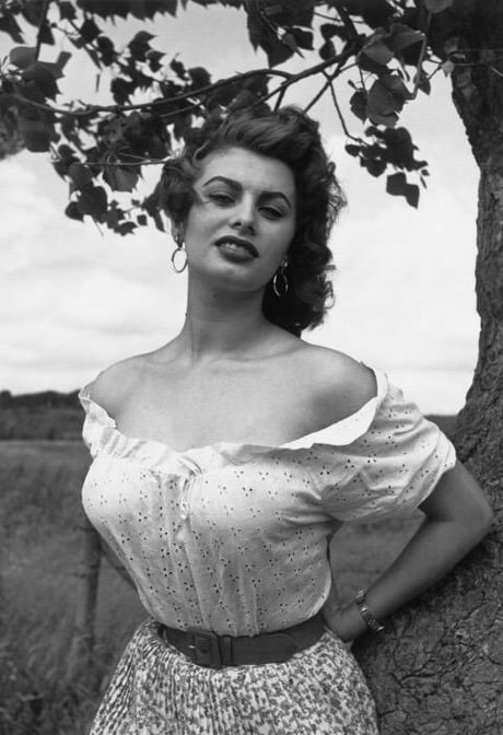 Sophia Loren 1955 9gag
