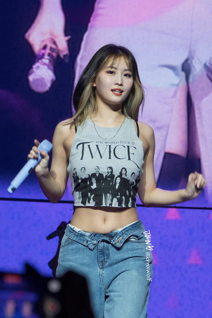 Photo : Momo - TWICE