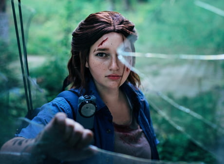 Ellie cosplay from The Last of Us 2 - 9GAG