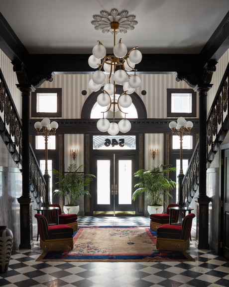 Foyer Of A Historic 1900s Building Transformed Into A Boutique Hotel In The Central Business District New Orleans Louisiana - 9gag