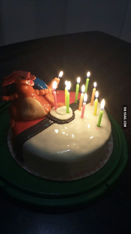 Pokemon Charizard Cake | Perfect for Pokemon Birthday Parties