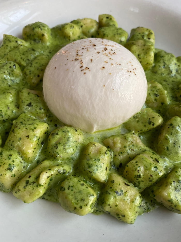 Pesto gnocchi topped with burrata 9GAG